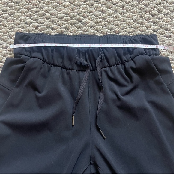 Lululemon On The Fly Pant *28" Size 4 - Picture 6 of 9